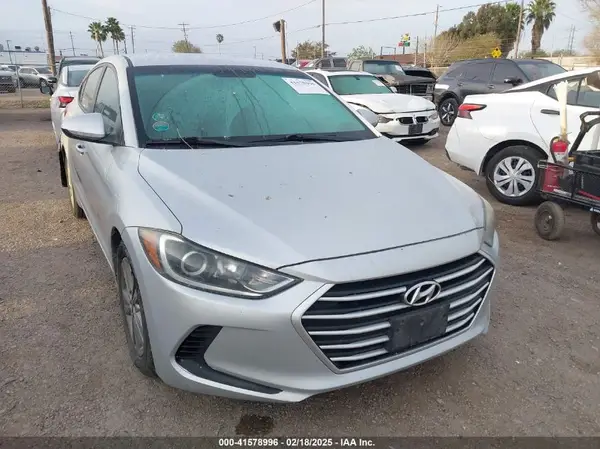 5NPD84LF5HH156700 2017 HYUNDAI ELANTRA - Image 1
