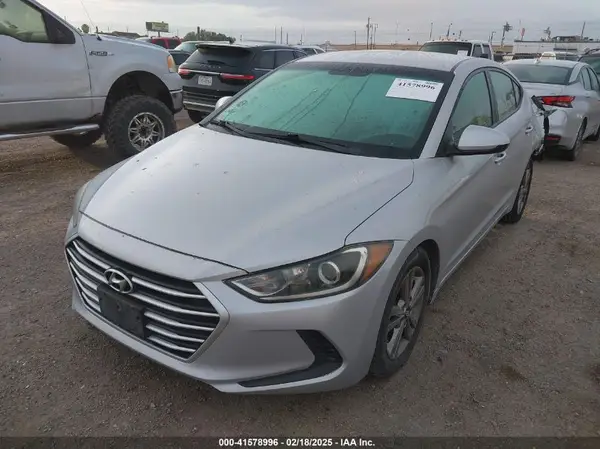 5NPD84LF5HH156700 2017 HYUNDAI ELANTRA - Image 2