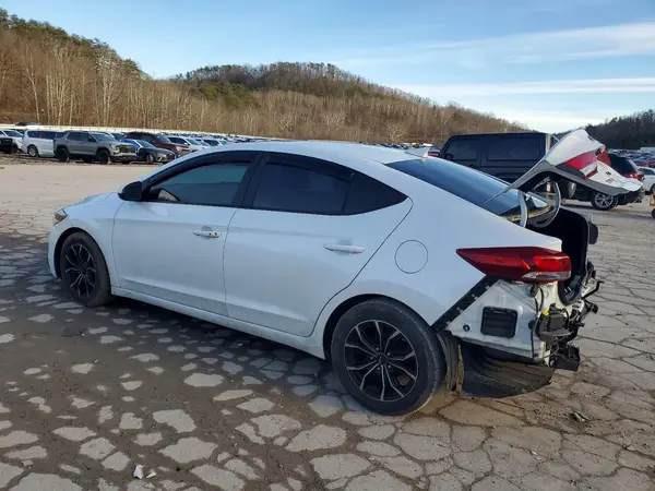 5NPD84LF5HH159497 2017 HYUNDAI ELANTRA - Image 2
