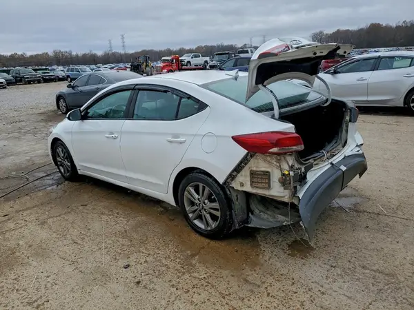 5NPD84LF5HH160908 2017 HYUNDAI ELANTRA - Image 2