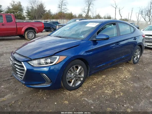 5NPD84LF5HH166689 2017 HYUNDAI ELANTRA - Image 2