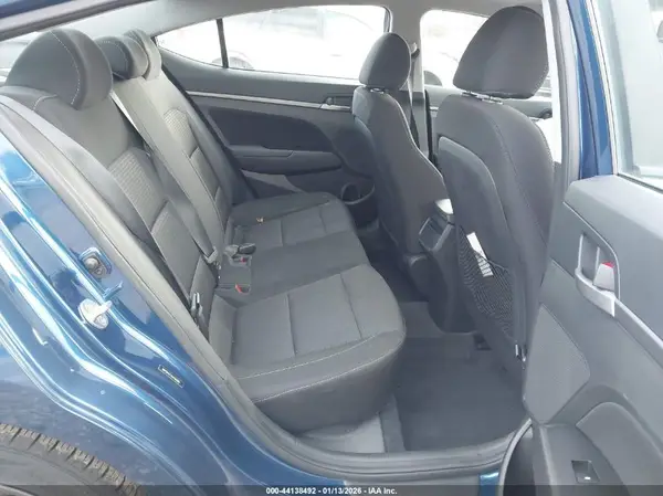 5NPD84LF5HH166689 2017 HYUNDAI ELANTRA - Image 8