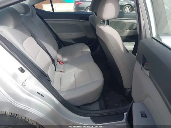 5NPD84LF5HH170094 2017 HYUNDAI ELANTRA - Image 8