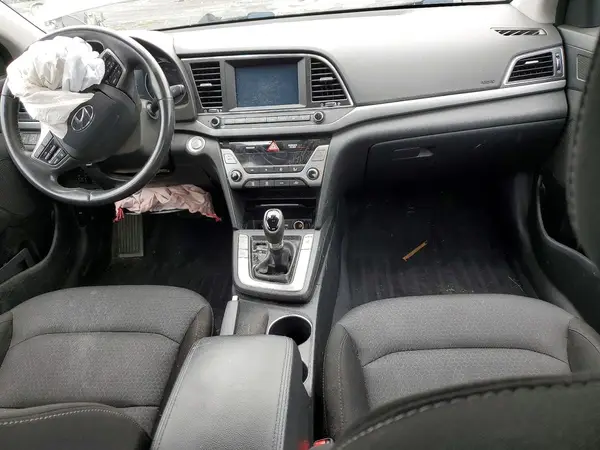 5NPD84LF5HH170323 2017 HYUNDAI ELANTRA - Image 8