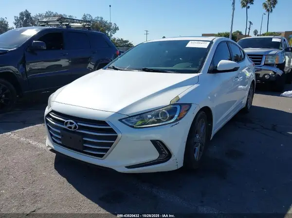 5NPD84LF5HH170953 2017 HYUNDAI ELANTRA - Image 2