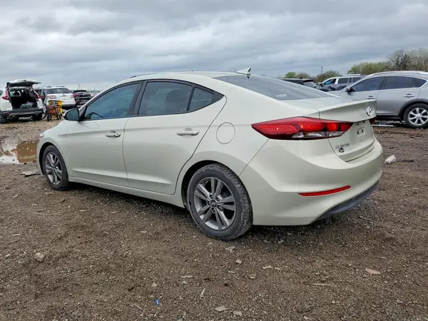 5NPD84LF5HH172363 2017 HYUNDAI ELANTRA - Image 2