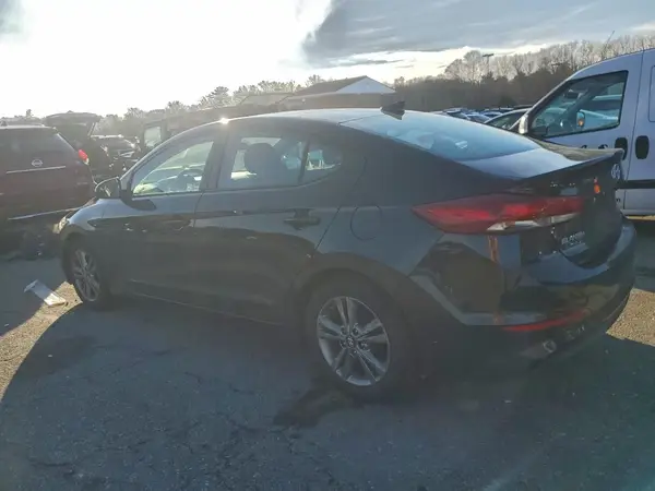 5NPD84LF5HH172430 2017 HYUNDAI ELANTRA - Image 2