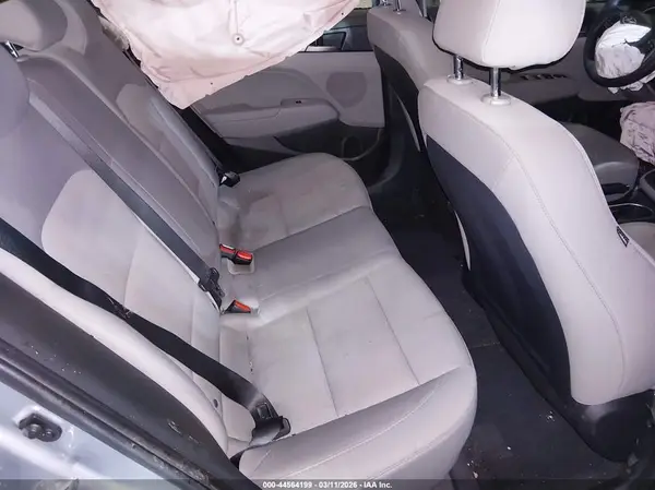 5NPD84LF5HH173934 2017 HYUNDAI ELANTRA - Image 8