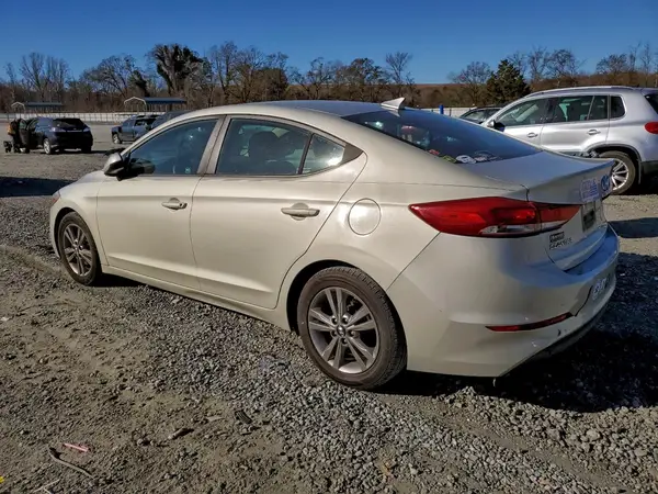 5NPD84LF5HH178275 2017 HYUNDAI ELANTRA - Image 2