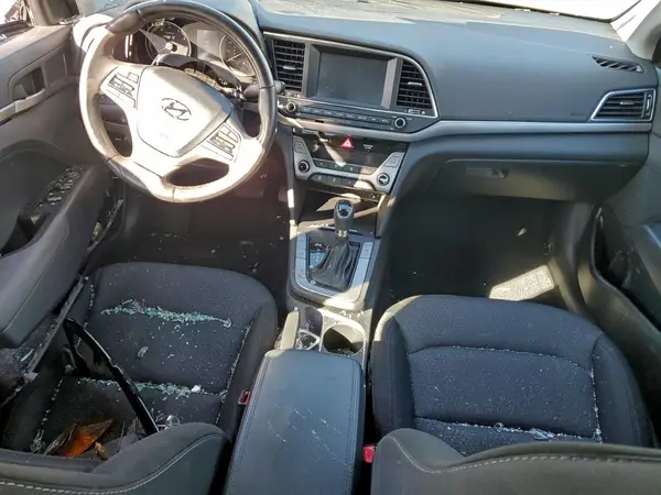 5NPD84LF5HH179085 2017 HYUNDAI ELANTRA - Image 8