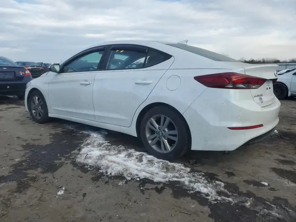 5NPD84LF5HH180866 2017 HYUNDAI ELANTRA - Image 2