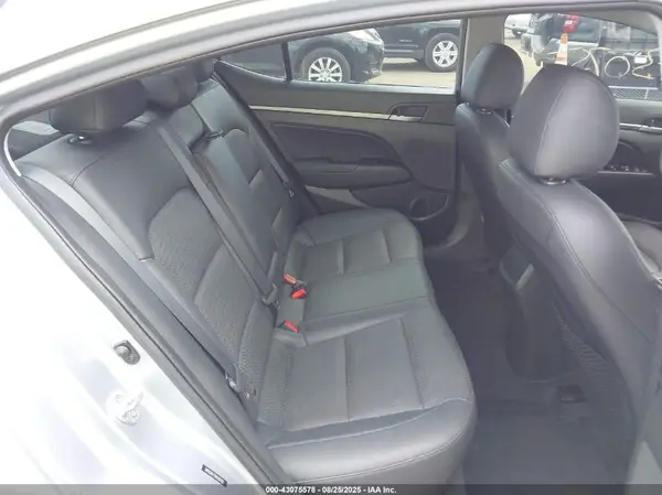 5NPD84LF5HH186103 2017 HYUNDAI ELANTRA - Image 8
