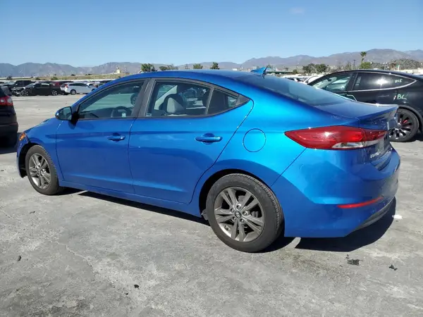 5NPD84LF5HH186828 2017 HYUNDAI ELANTRA - Image 2