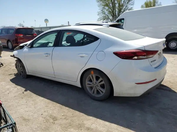 5NPD84LF5HH189759 2017 HYUNDAI ELANTRA - Image 2