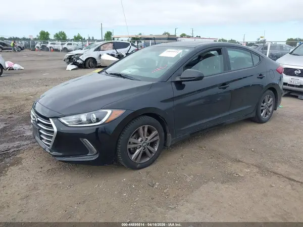 5NPD84LF5HH190099 2017 HYUNDAI ELANTRA - Image 2