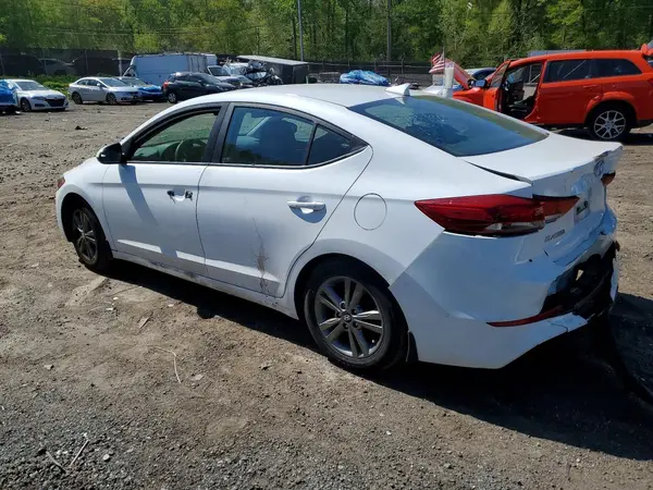 5NPD84LF5HH194198 2017 HYUNDAI ELANTRA - Image 2