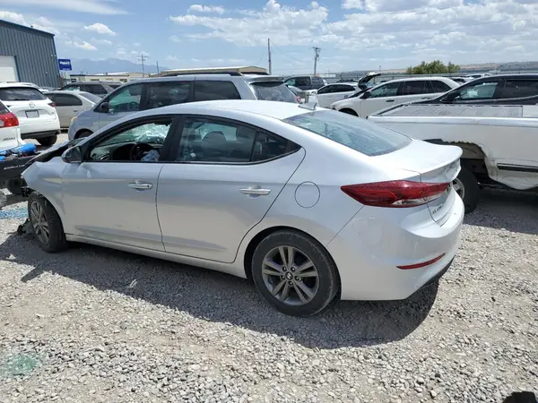5NPD84LF5HH197036 2017 HYUNDAI ELANTRA - Image 2
