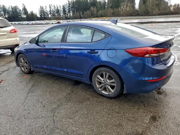5NPD84LF5HH198624 2017 HYUNDAI ELANTRA - Image 2