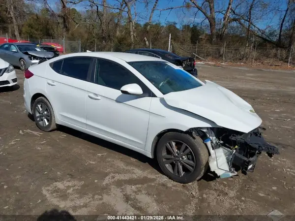 5NPD84LF5HH202302 2017 HYUNDAI ELANTRA - Image 1