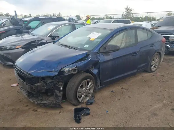 5NPD84LF5HH203675 2017 HYUNDAI ELANTRA - Image 2
