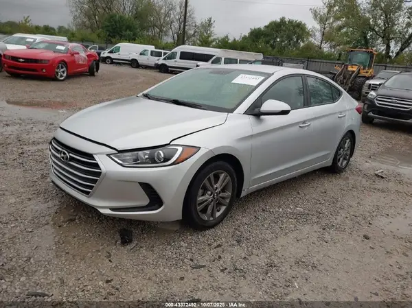 5NPD84LF5HH204812 2017 HYUNDAI ELANTRA - Image 2