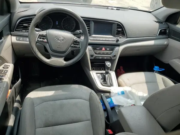 5NPD84LF5JH212933 2018 HYUNDAI ELANTRA - Image 8