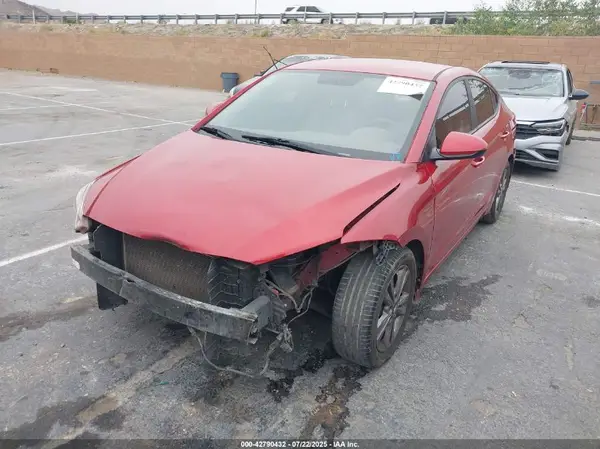 5NPD84LF5JH214908 2018 HYUNDAI ELANTRA - Image 2