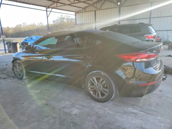 5NPD84LF5JH215296 2018 HYUNDAI ELANTRA - Image 2