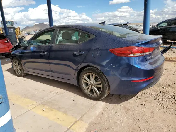 5NPD84LF5JH215590 2018 HYUNDAI ELANTRA - Image 2