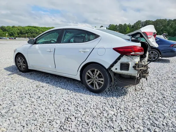 5NPD84LF5JH215654 2018 HYUNDAI ELANTRA - Image 2