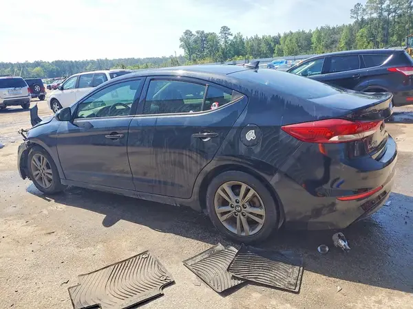5NPD84LF5JH216111 2018 HYUNDAI ELANTRA - Image 2