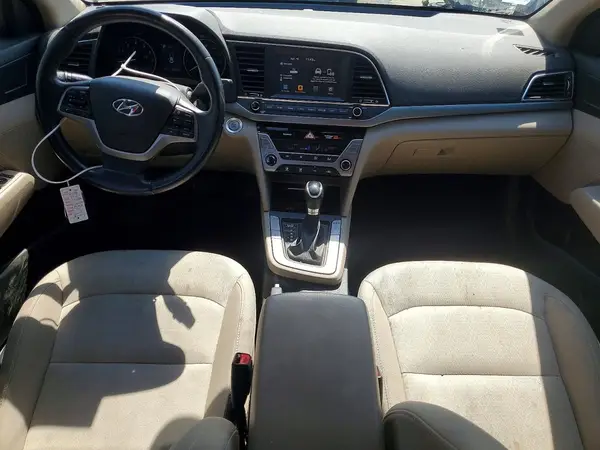 5NPD84LF5JH216111 2018 HYUNDAI ELANTRA - Image 8