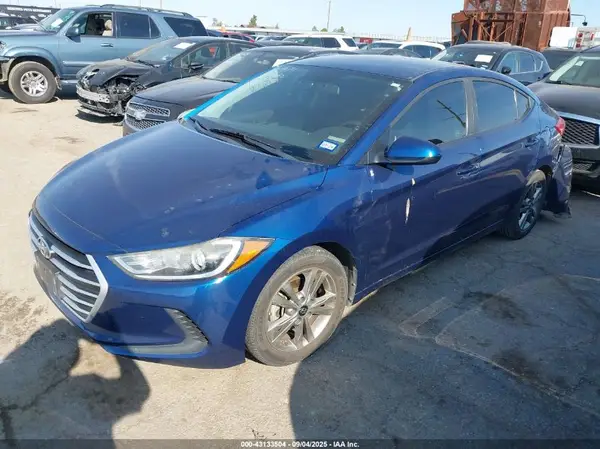 5NPD84LF5JH216335 2018 HYUNDAI ELANTRA - Image 2