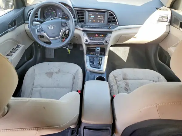 5NPD84LF5JH219817 2018 HYUNDAI ELANTRA - Image 8