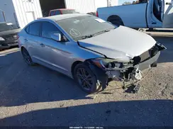 5NPD84LF5JH220305 2018 HYUNDAI ELANTRA