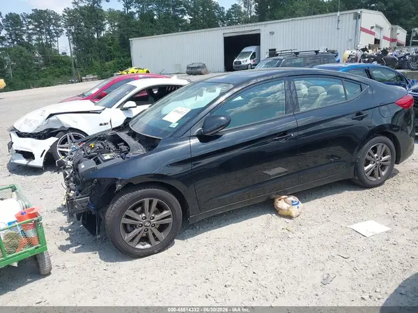 5NPD84LF5JH221714 2018 HYUNDAI ELANTRA - Image 2