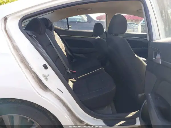 5NPD84LF5JH223320 2018 HYUNDAI ELANTRA - Image 8