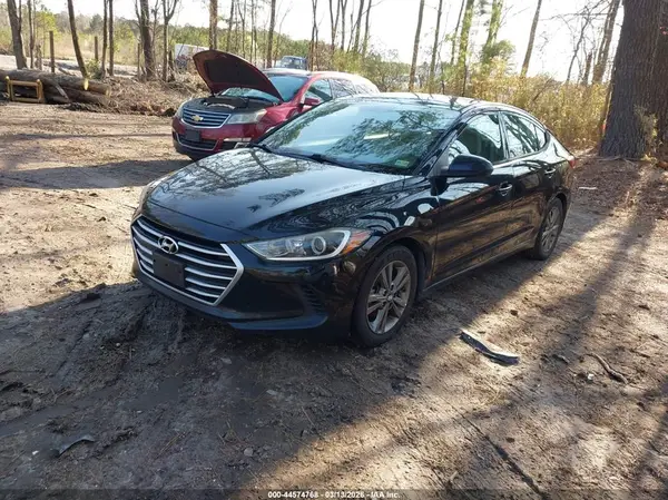5NPD84LF5JH232261 2018 HYUNDAI ELANTRA - Image 2