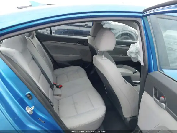 5NPD84LF5JH234463 2018 HYUNDAI ELANTRA - Image 8