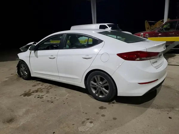 5NPD84LF5JH237489 2018 HYUNDAI ELANTRA - Image 2