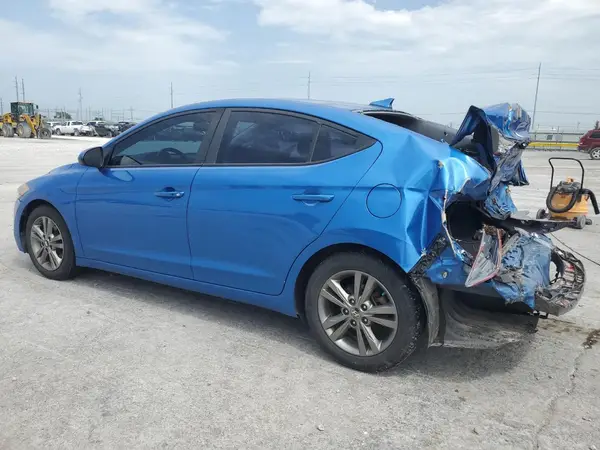 5NPD84LF5JH238559 2018 HYUNDAI ELANTRA - Image 2