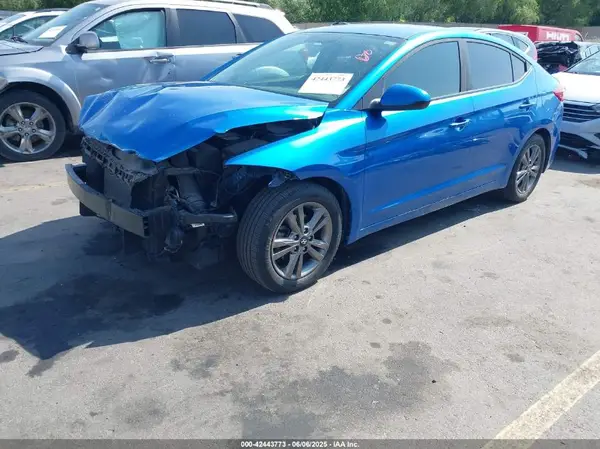 5NPD84LF5JH238755 2018 HYUNDAI ELANTRA - Image 2
