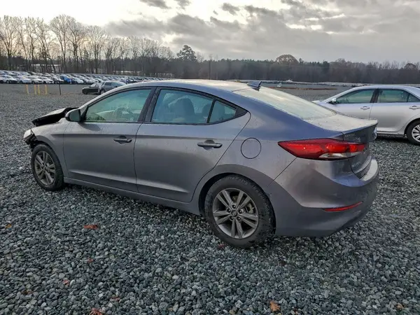 5NPD84LF5JH241851 2018 HYUNDAI ELANTRA - Image 2
