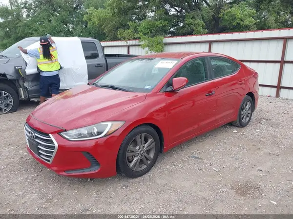 5NPD84LF5JH242899 2018 HYUNDAI ELANTRA - Image 2