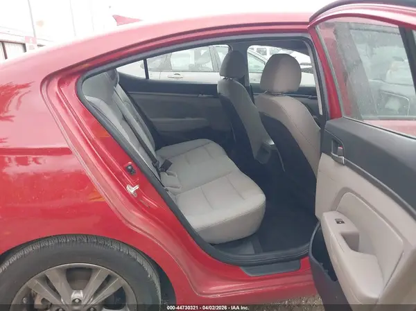 5NPD84LF5JH242899 2018 HYUNDAI ELANTRA - Image 8