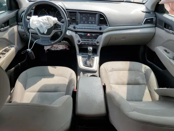 5NPD84LF5JH243941 2018 HYUNDAI ELANTRA - Image 8