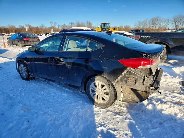 5NPD84LF5JH245236 2018 HYUNDAI ELANTRA - Image 2