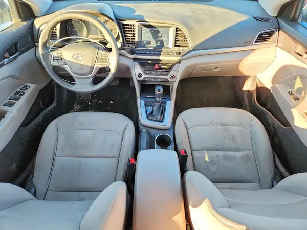 5NPD84LF5JH245236 2018 HYUNDAI ELANTRA - Image 8