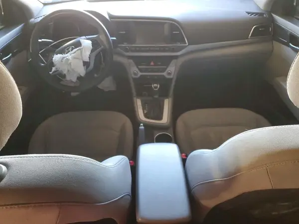 5NPD84LF5JH246029 2018 HYUNDAI ELANTRA - Image 8