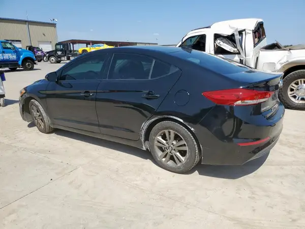 5NPD84LF5JH247634 2018 HYUNDAI ELANTRA - Image 2
